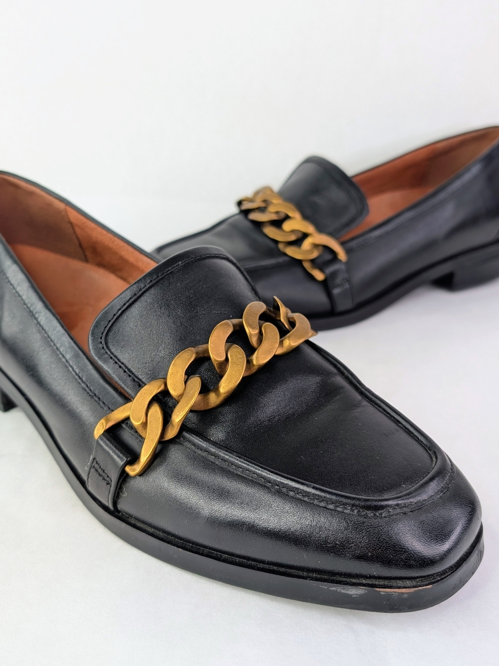 Vionic Black Leather Block Chain Loafers Classic Preppy